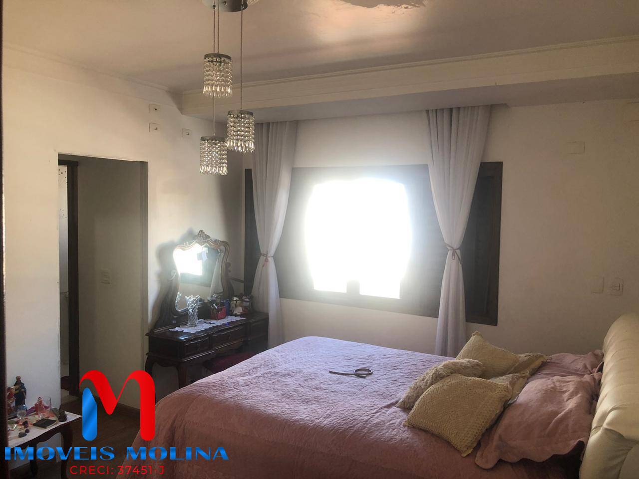 Casa à venda com 3 quartos, 177m² - Foto 14