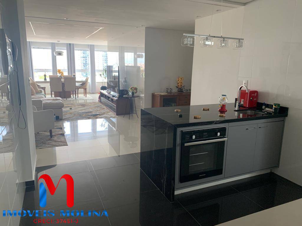 Apartamento à venda com 3 quartos, 150m² - Foto 16