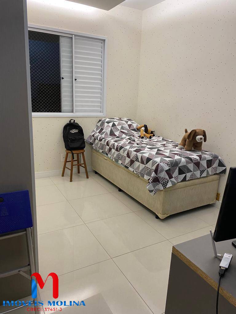 Apartamento à venda com 2 quartos, 62m² - Foto 3