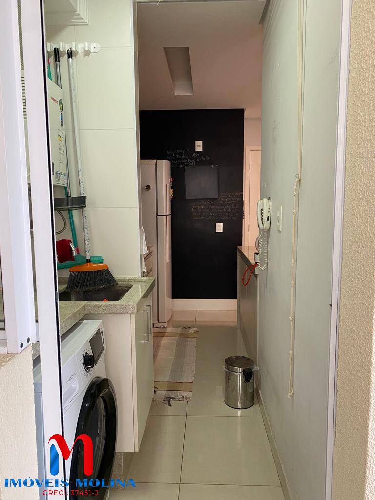 Apartamento à venda com 2 quartos, 62m² - Foto 11