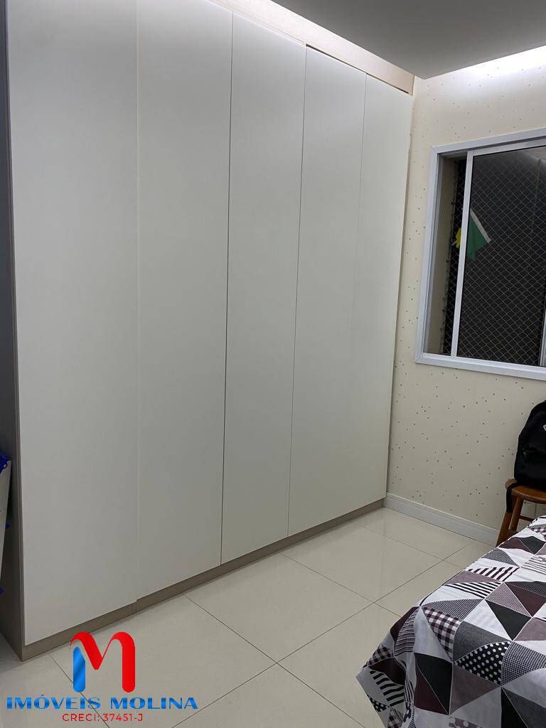 Apartamento à venda com 2 quartos, 62m² - Foto 13