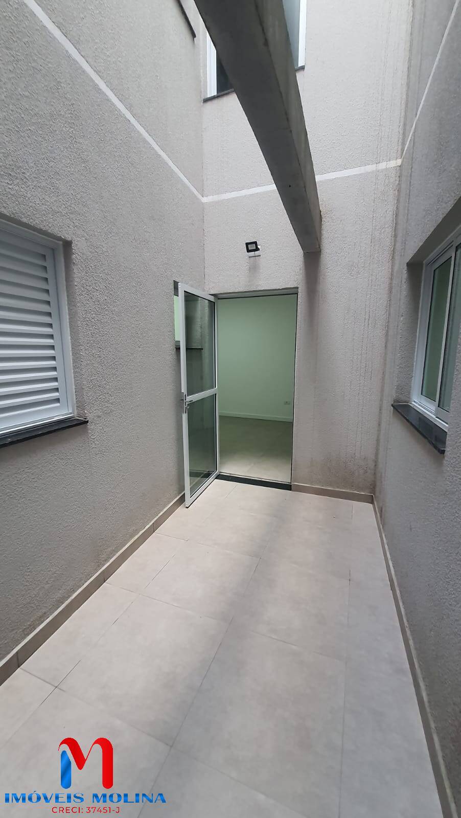 Apartamento à venda com 3 quartos, 76m² - Foto 4