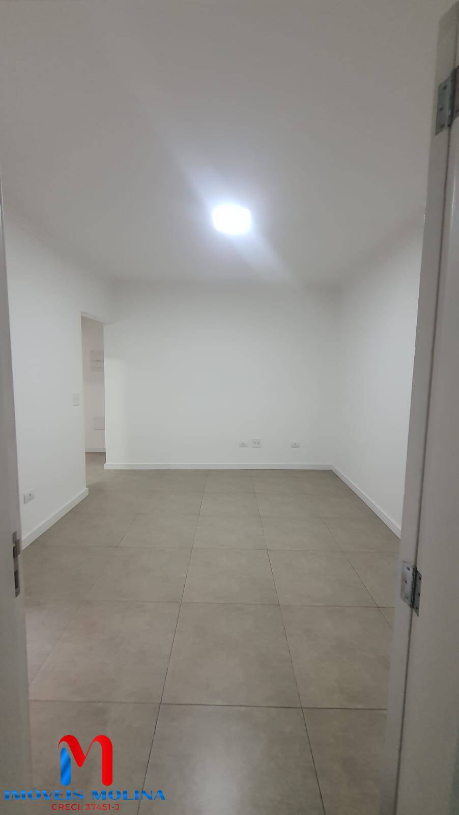 Apartamento à venda com 3 quartos, 76m² - Foto 3