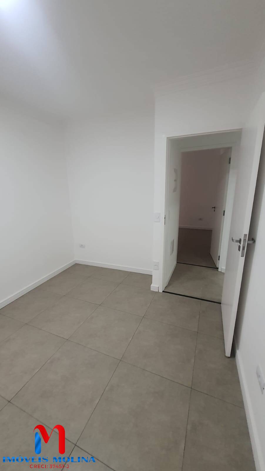 Apartamento à venda com 3 quartos, 76m² - Foto 8