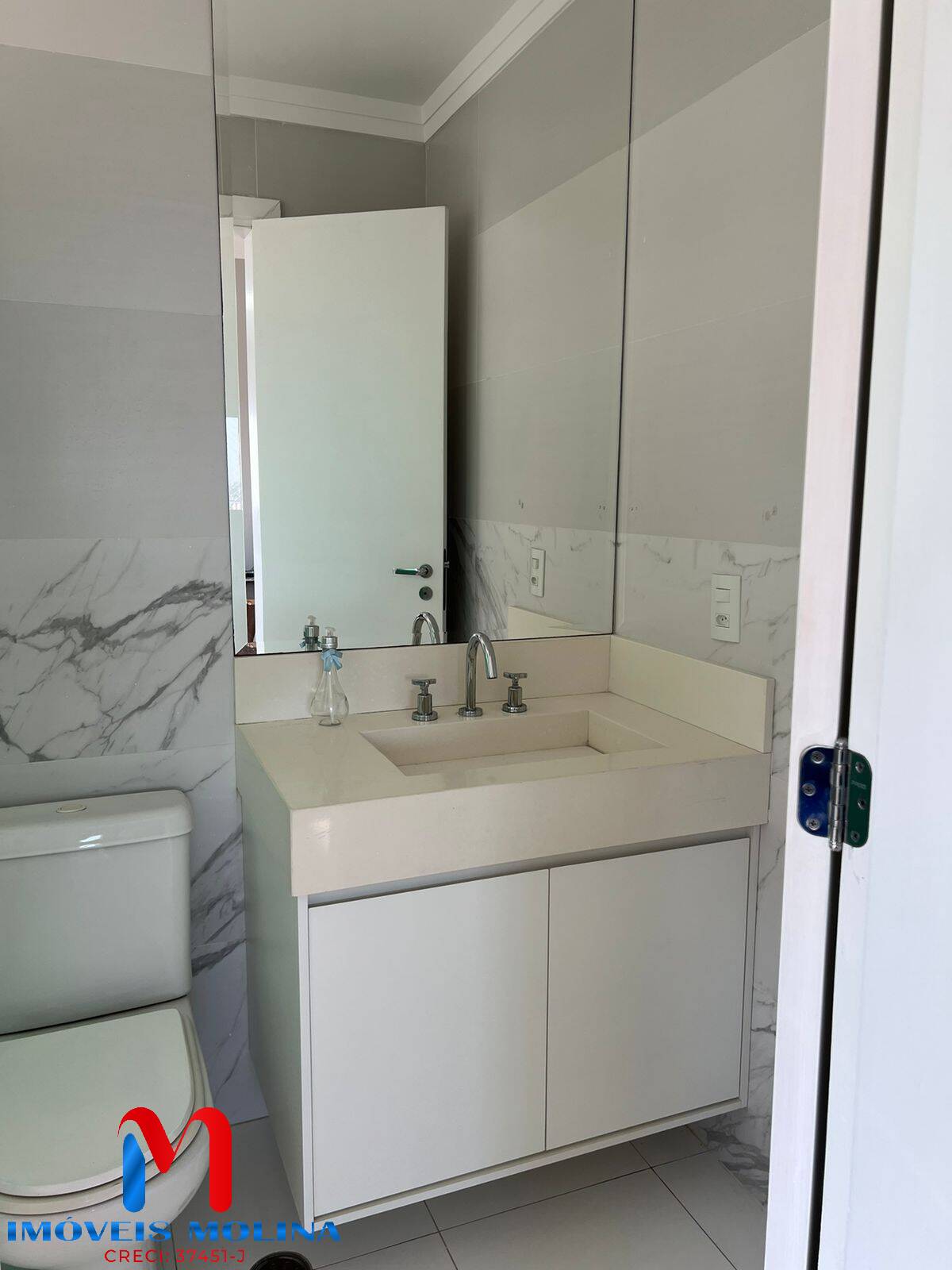 Apartamento à venda com 3 quartos, 146m² - Foto 11