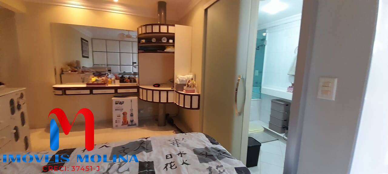 Apartamento à venda com 3 quartos, 156m² - Foto 18