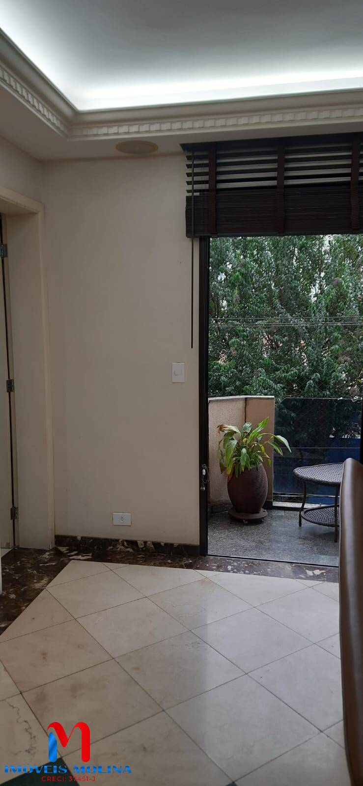 Apartamento à venda com 3 quartos, 156m² - Foto 3