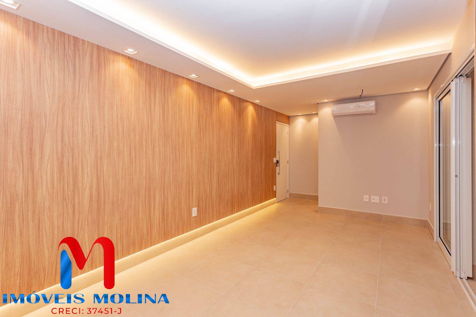 Apartamento à venda com 2 quartos, 83m² - Foto 2