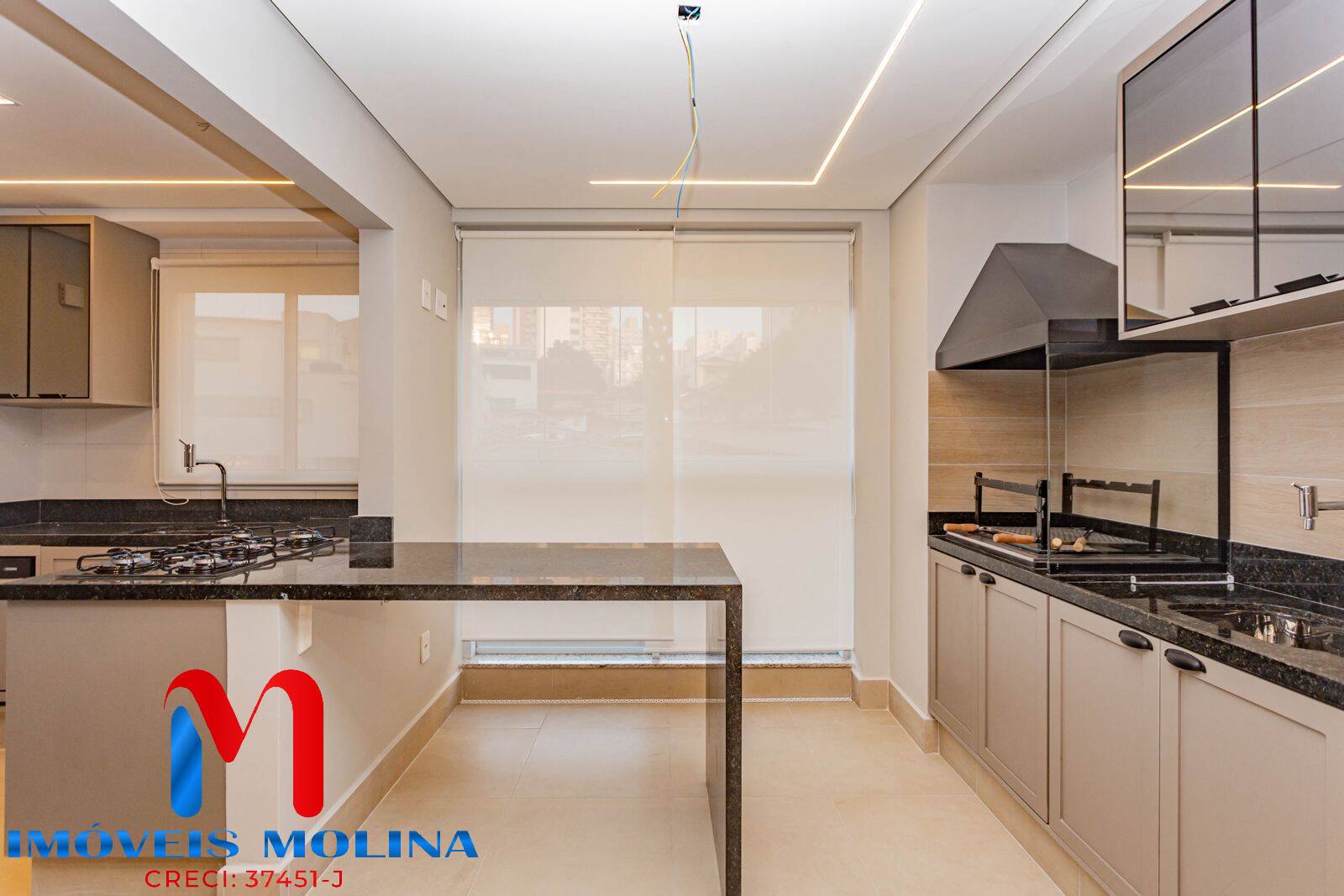 Apartamento à venda com 2 quartos, 83m² - Foto 17