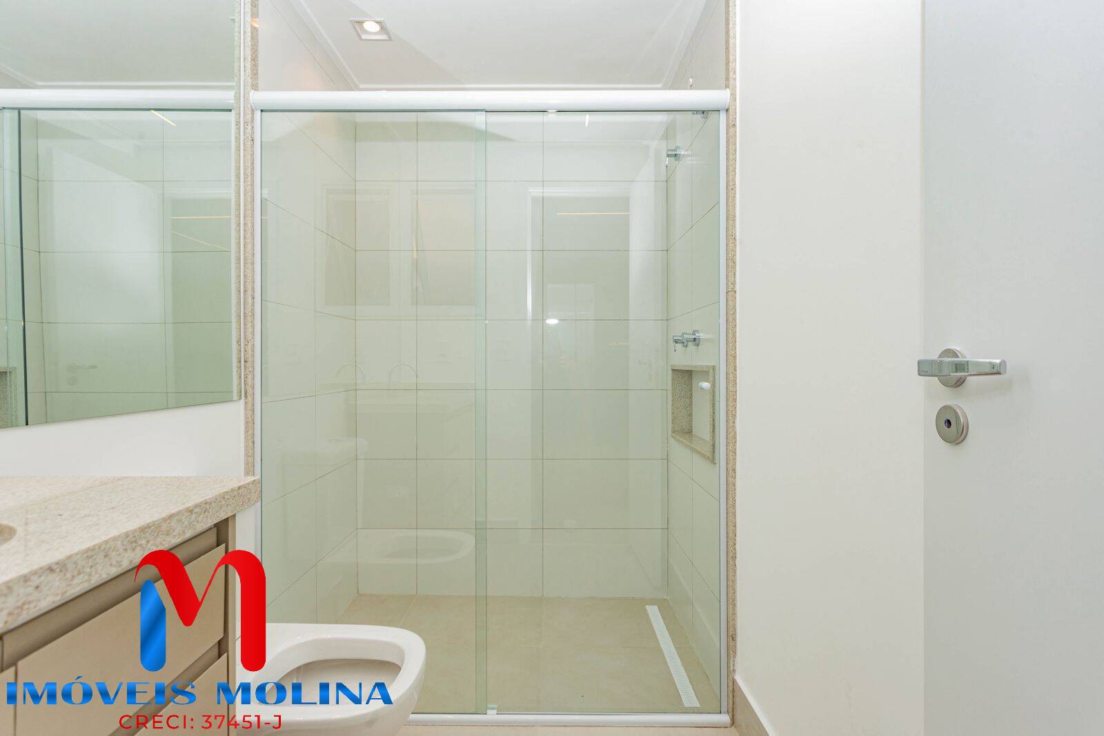 Apartamento à venda com 2 quartos, 83m² - Foto 32