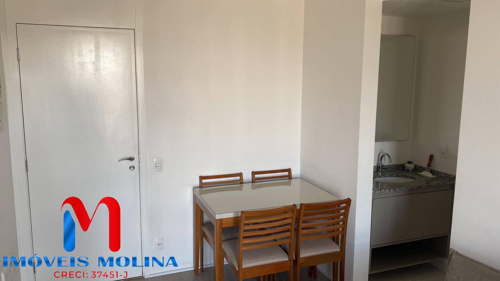 Apartamento à venda com 1 quarto, 38m² - Foto 3