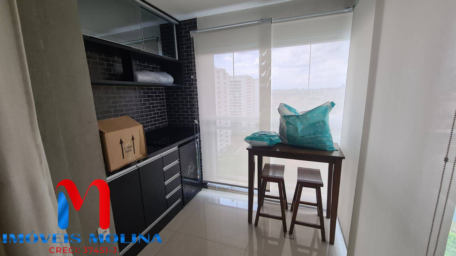 Apartamento à venda com 2 quartos, 69m² - Foto 3