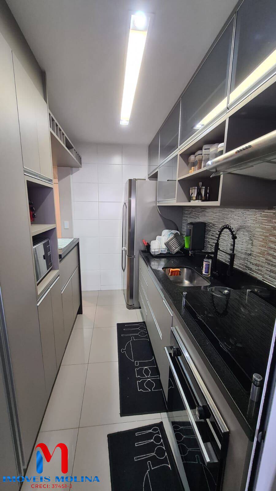 Apartamento à venda com 2 quartos, 69m² - Foto 7