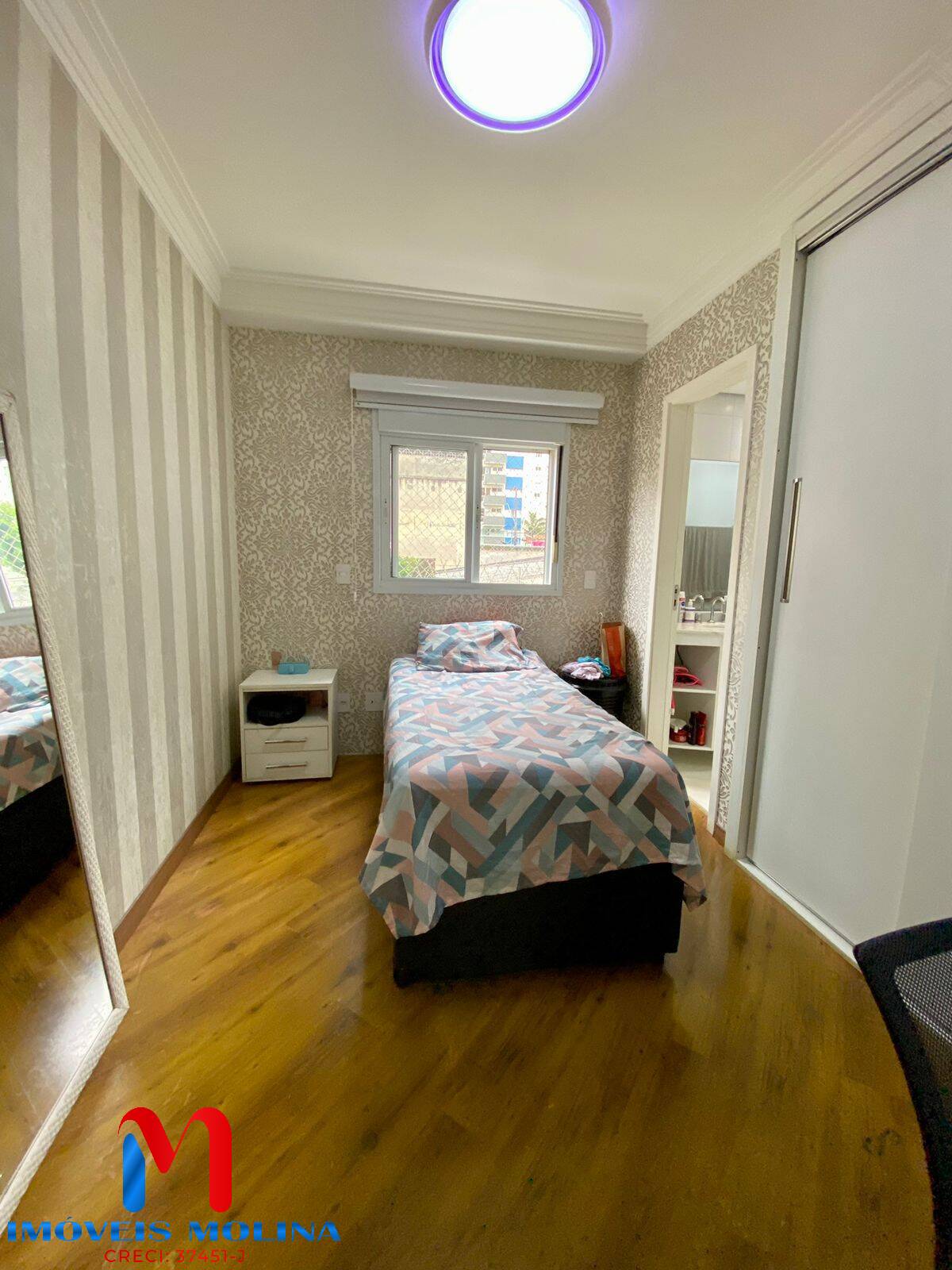 Apartamento à venda com 3 quartos, 107m² - Foto 3