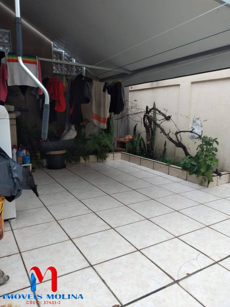 Casa à venda com 4 quartos, 150m² - Foto 26