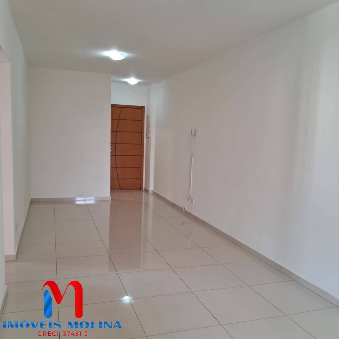 Apartamento à venda com 3 quartos, 90m² - Foto 2