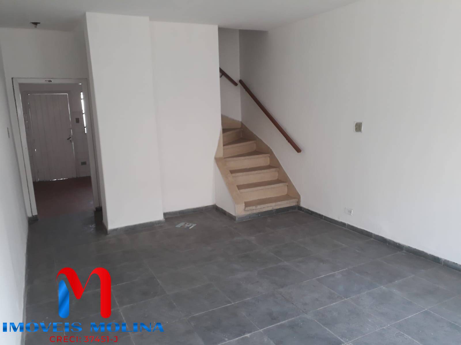 Casa à venda com 2 quartos, 105m² - Foto 13