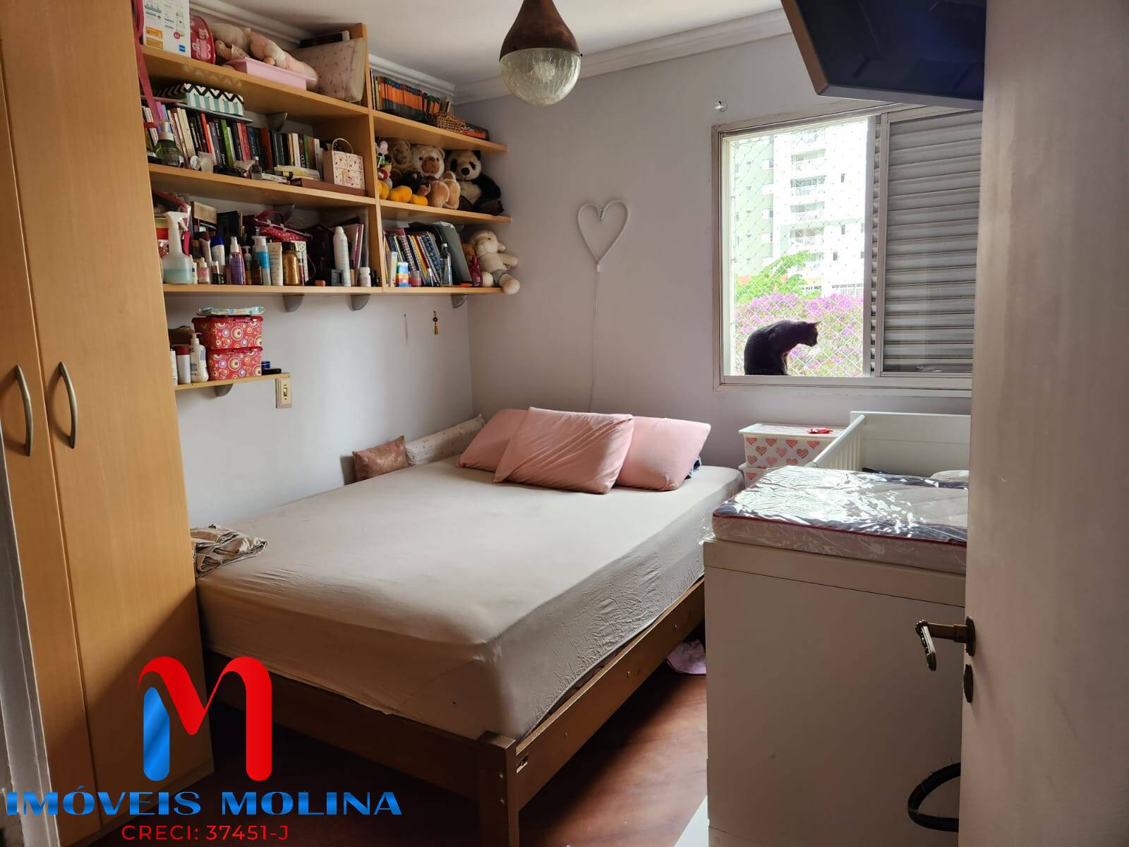 Apartamento à venda com 3 quartos, 104m² - Foto 2