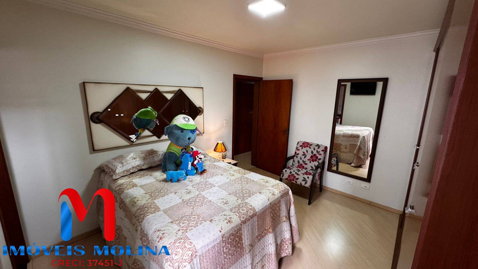 Sobrado à venda com 3 quartos, 366m² - Foto 3