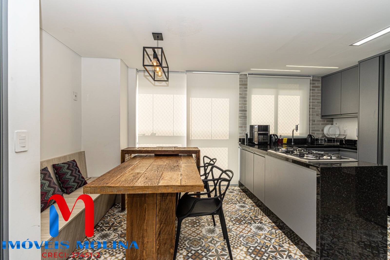 Apartamento à venda com 2 quartos, 83m² - Foto 4