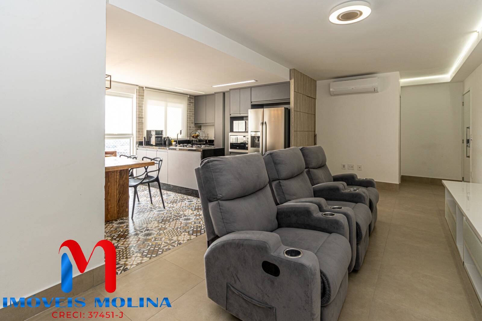 Apartamento à venda com 2 quartos, 83m² - Foto 17