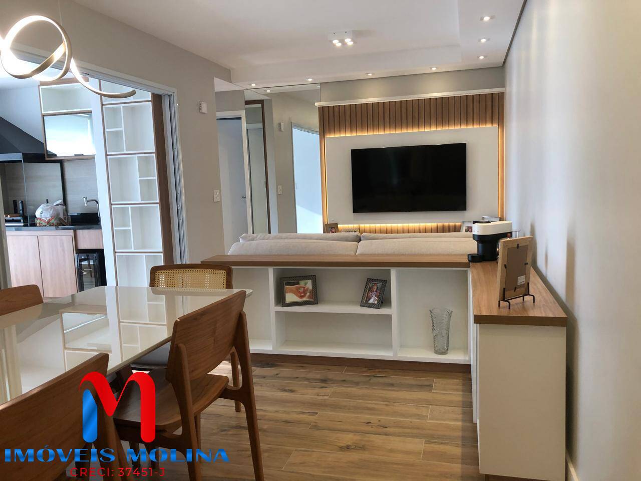 Apartamento à venda com 2 quartos, 83m² - Foto 1