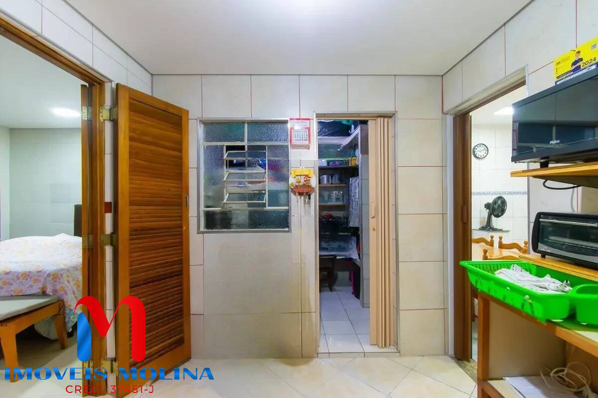 Sobrado à venda com 5 quartos, 309m² - Foto 57