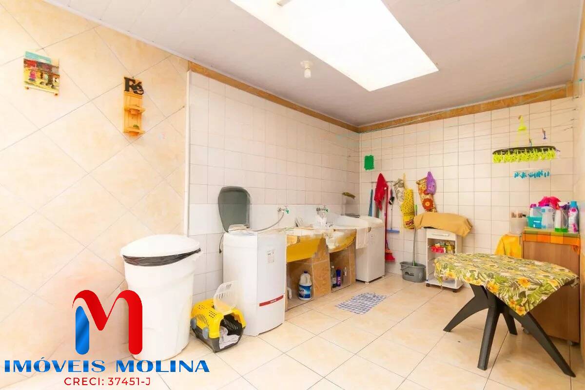 Sobrado à venda com 5 quartos, 309m² - Foto 59