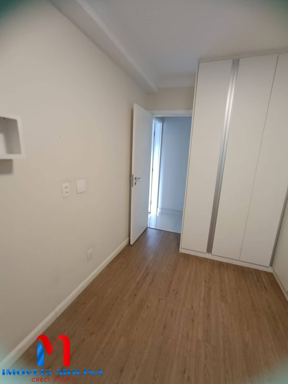 Apartamento à venda com 2 quartos, 65m² - Foto 6