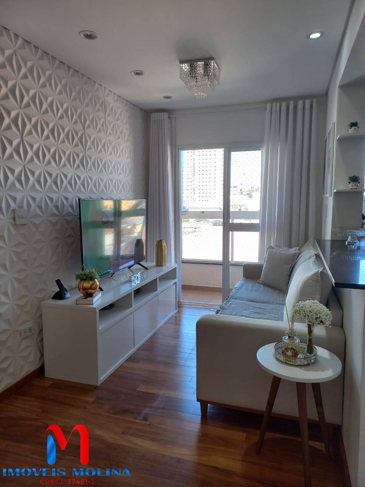 Apartamento à venda com 2 quartos, 60m² - Foto 1