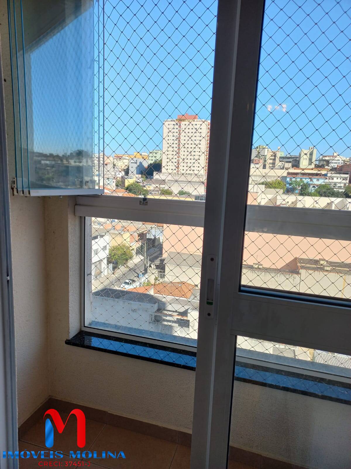 Apartamento à venda com 2 quartos, 60m² - Foto 2