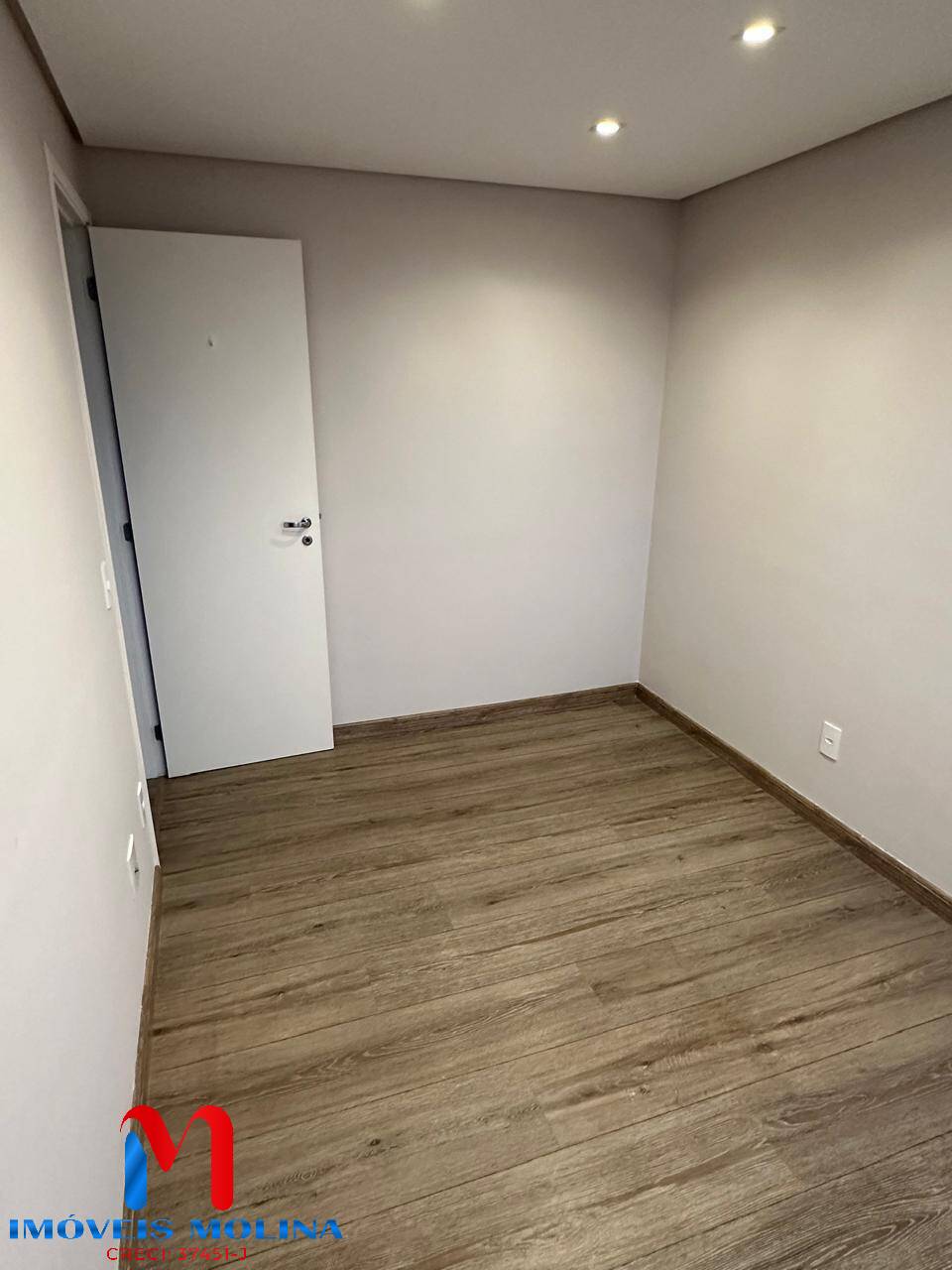 Apartamento à venda com 3 quartos, 115m² - Foto 11