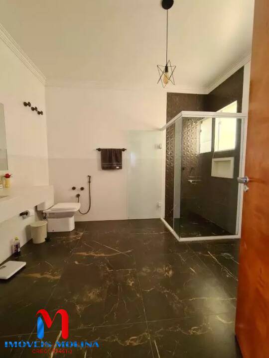 Casa à venda com 4 quartos, 358m² - Foto 8