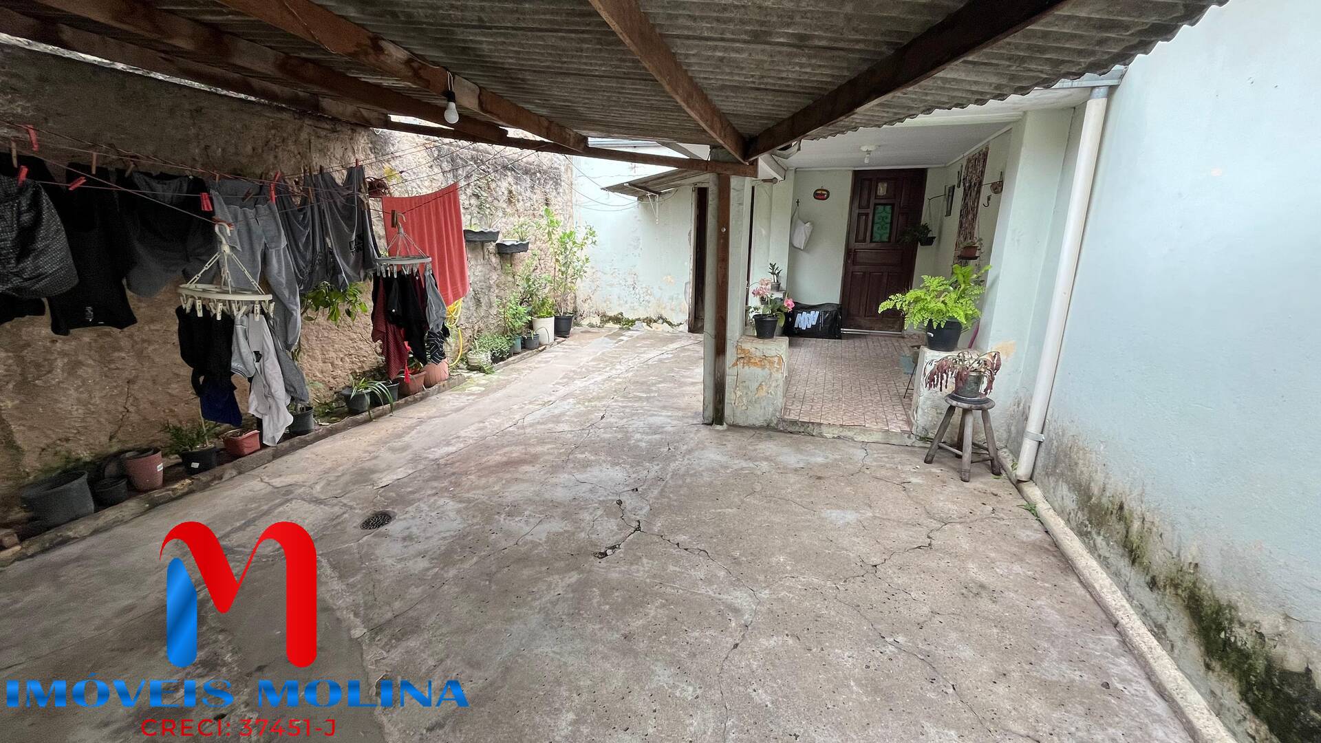 Casa à venda com 2 quartos, 320m² - Foto 7