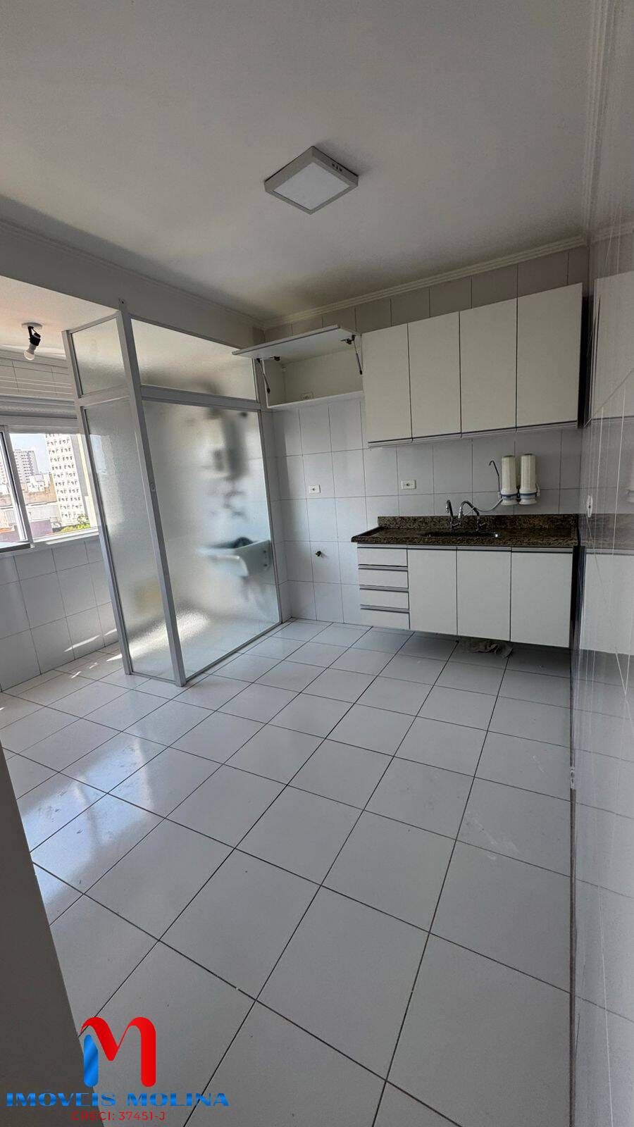 Apartamento à venda com 3 quartos, 81m² - Foto 4