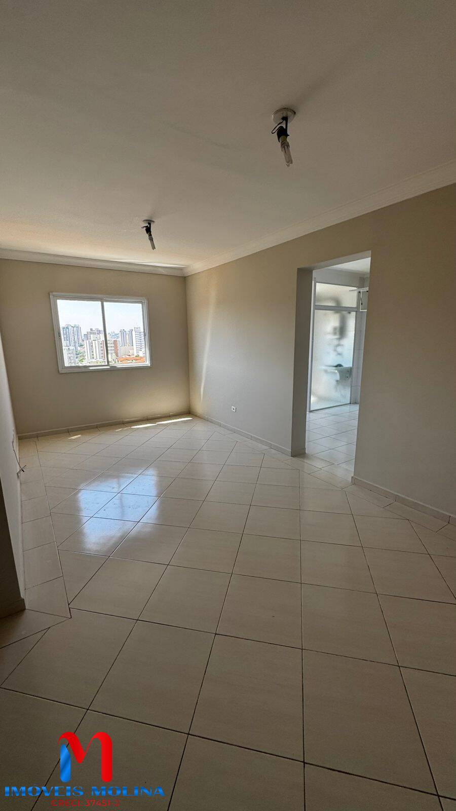 Apartamento à venda com 3 quartos, 81m² - Foto 1