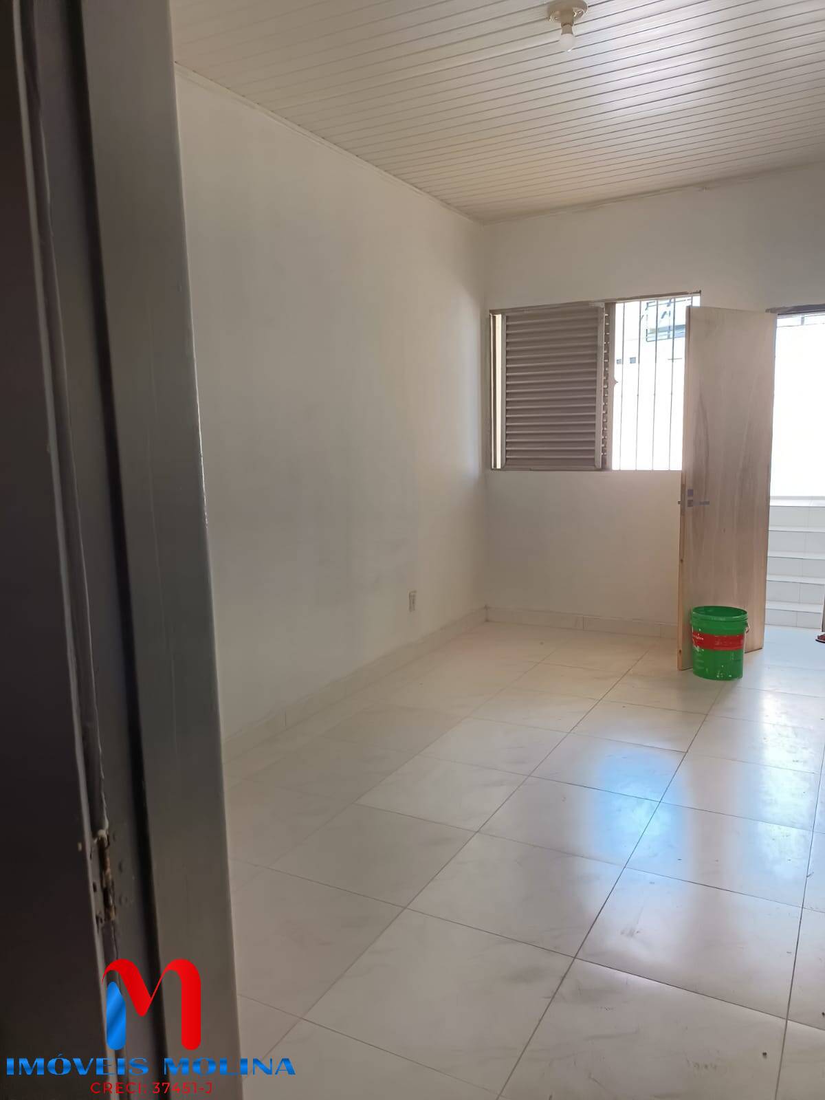 Casa para alugar com 1 quarto, 90m² - Foto 6