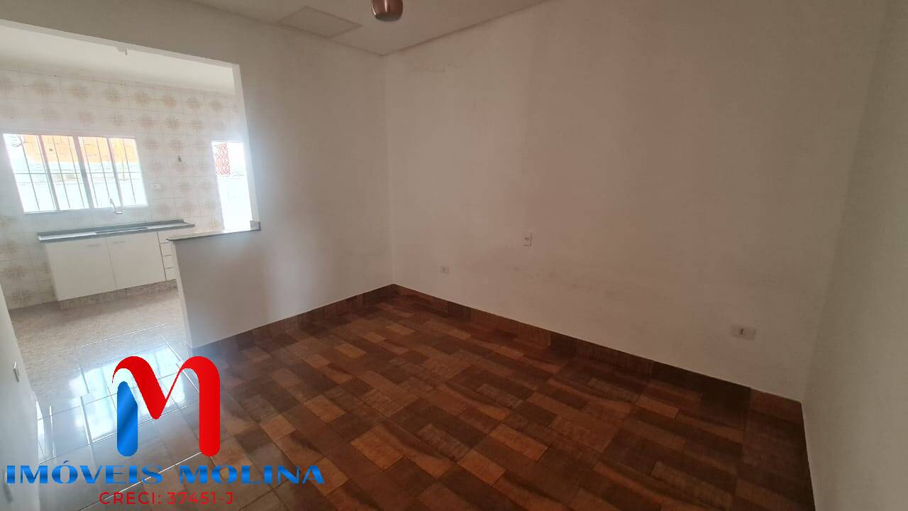 Casa à venda com 3 quartos, 55m² - Foto 3