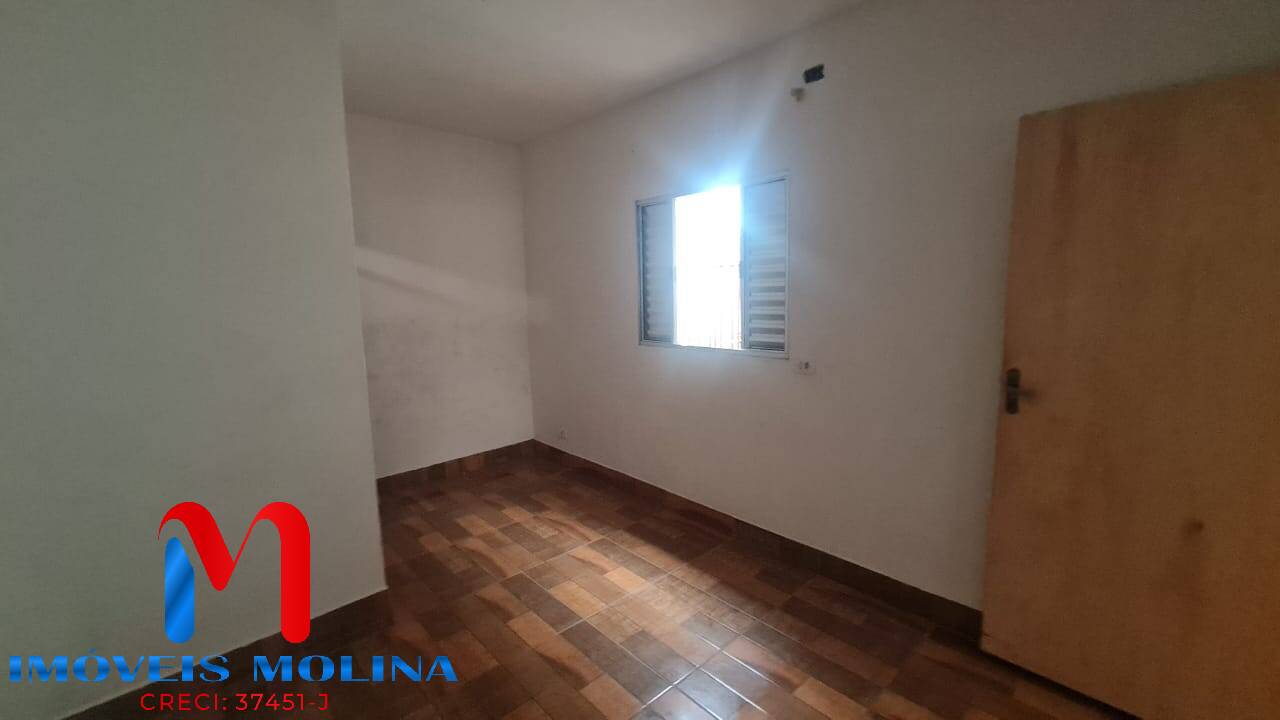 Casa à venda com 3 quartos, 55m² - Foto 7