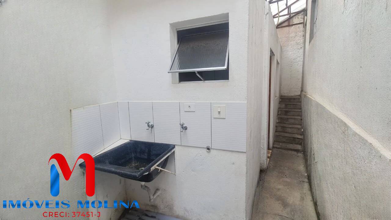 Casa à venda com 3 quartos, 55m² - Foto 13