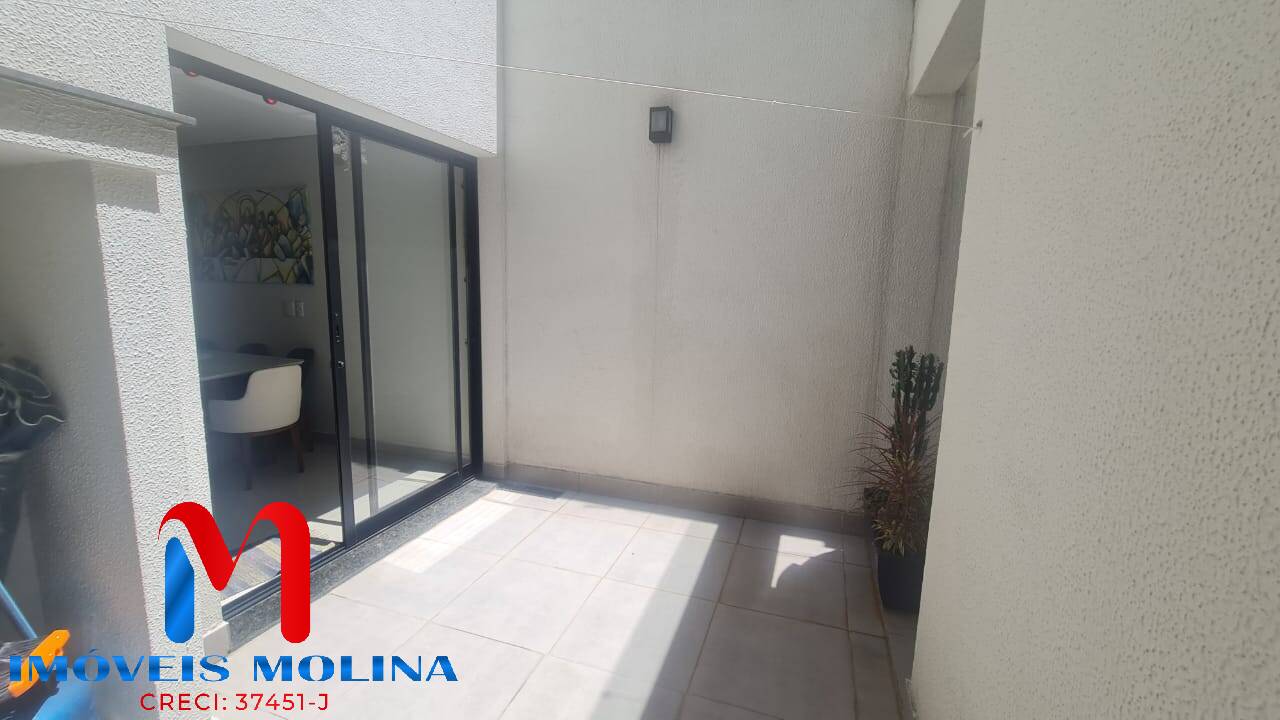 Sobrado à venda com 2 quartos, 200m² - Foto 19