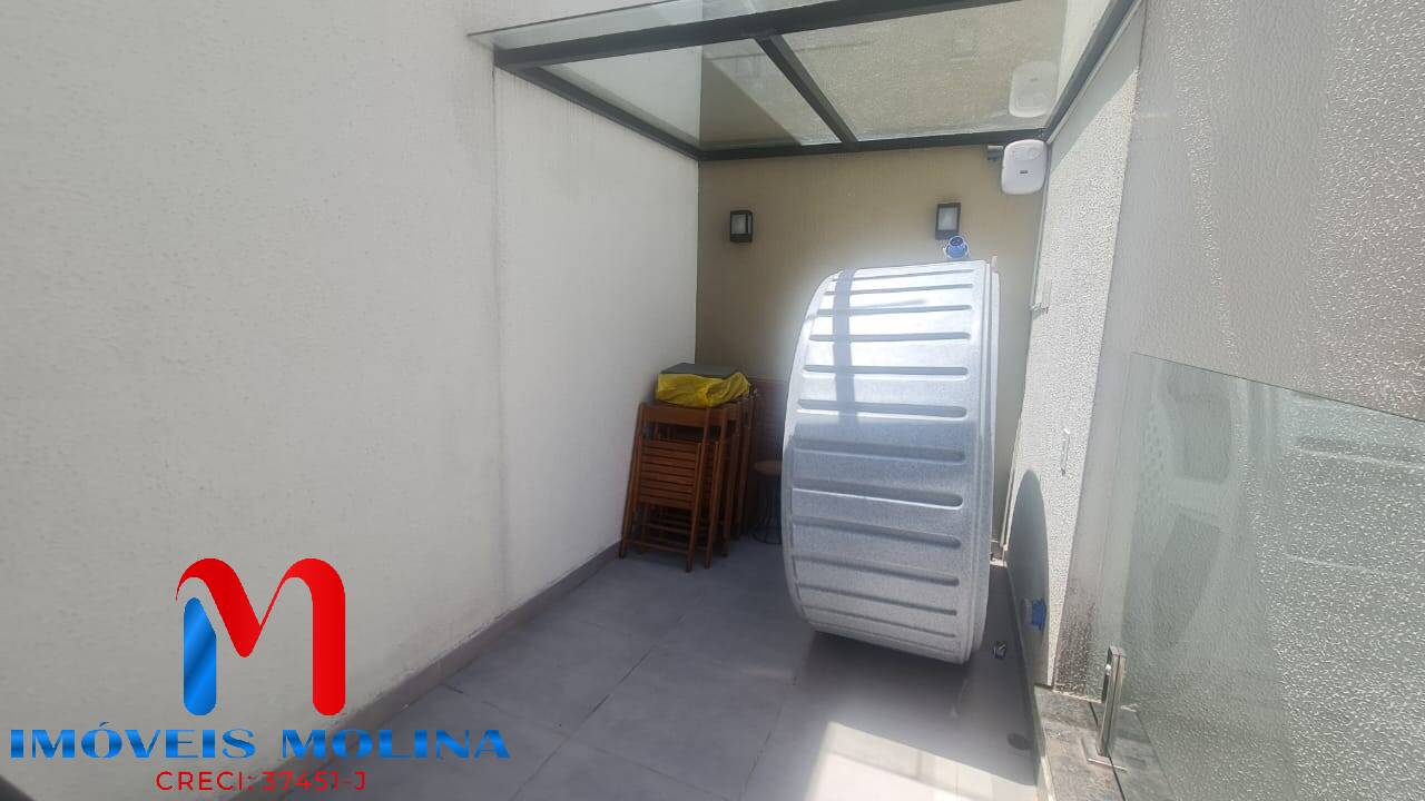 Sobrado à venda com 2 quartos, 200m² - Foto 24