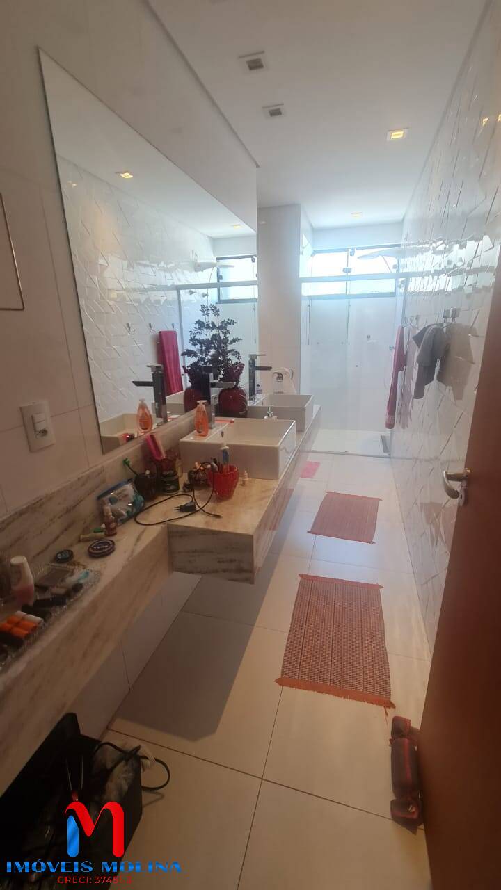 Sobrado à venda com 2 quartos, 200m² - Foto 30