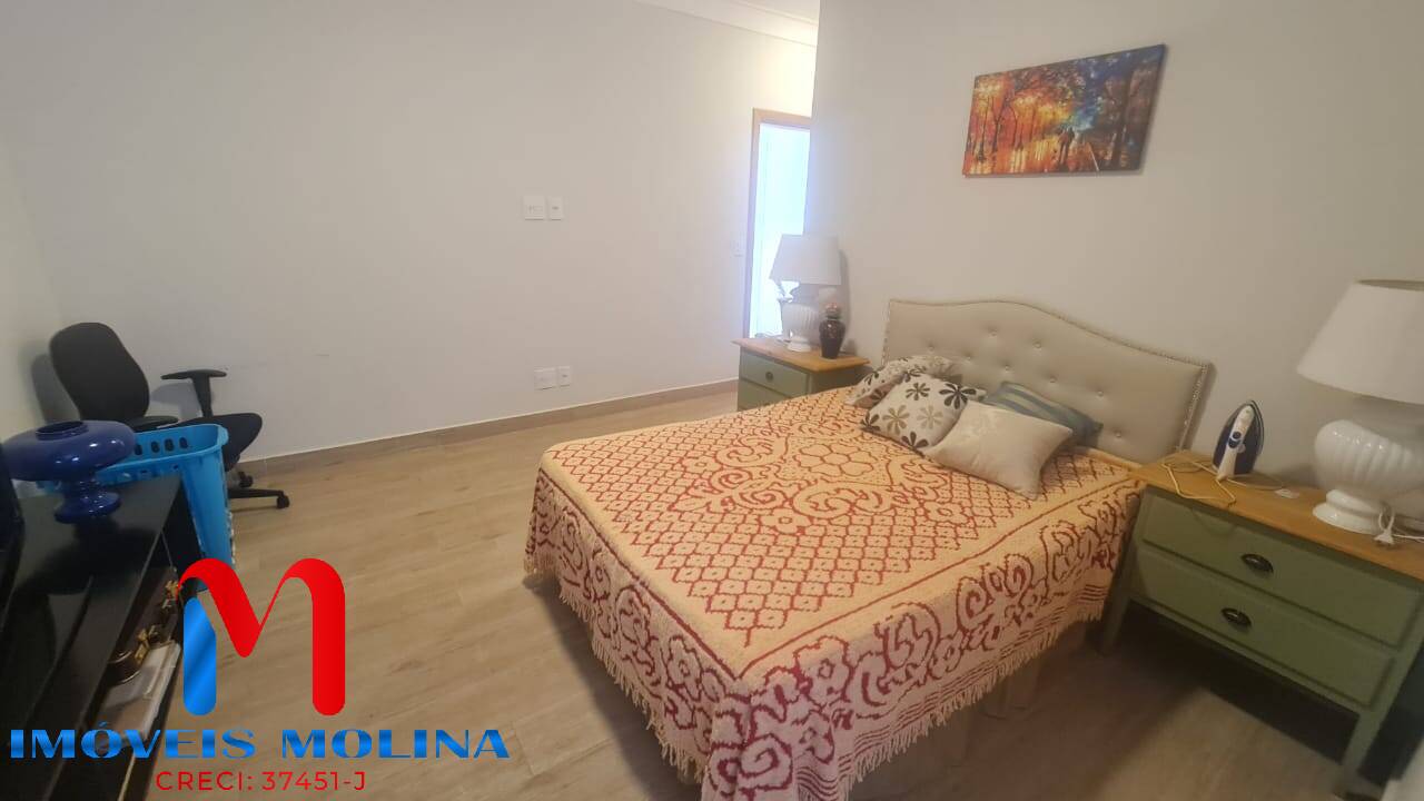 Sobrado à venda com 2 quartos, 200m² - Foto 26