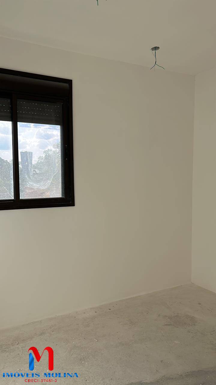 Apartamento à venda com 2 quartos, 60m² - Foto 4