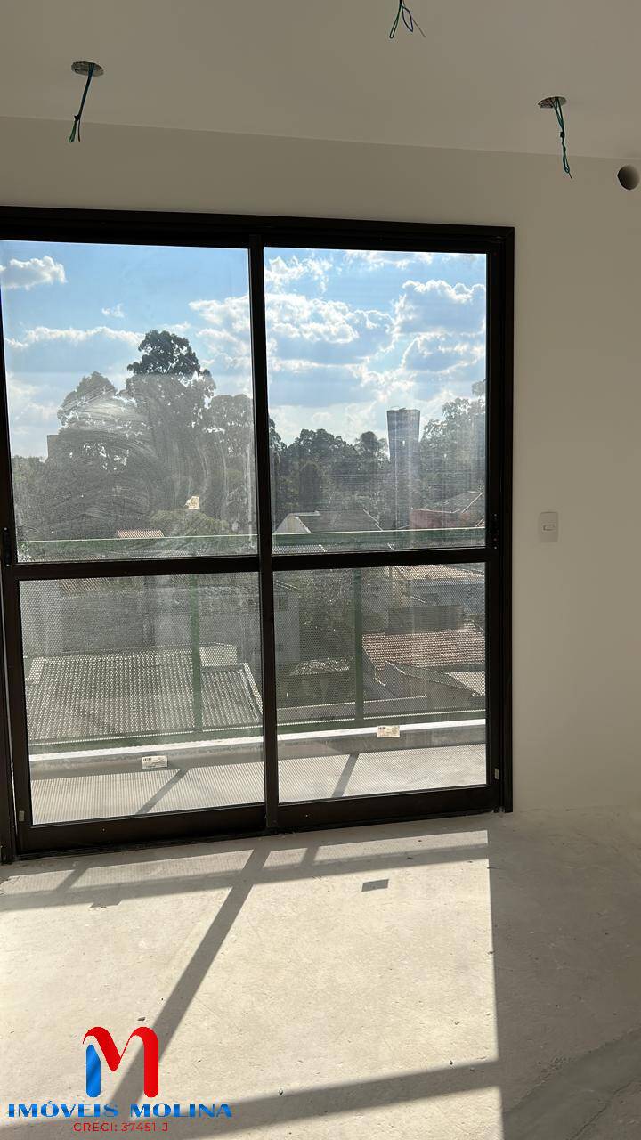 Apartamento à venda com 2 quartos, 60m² - Foto 2