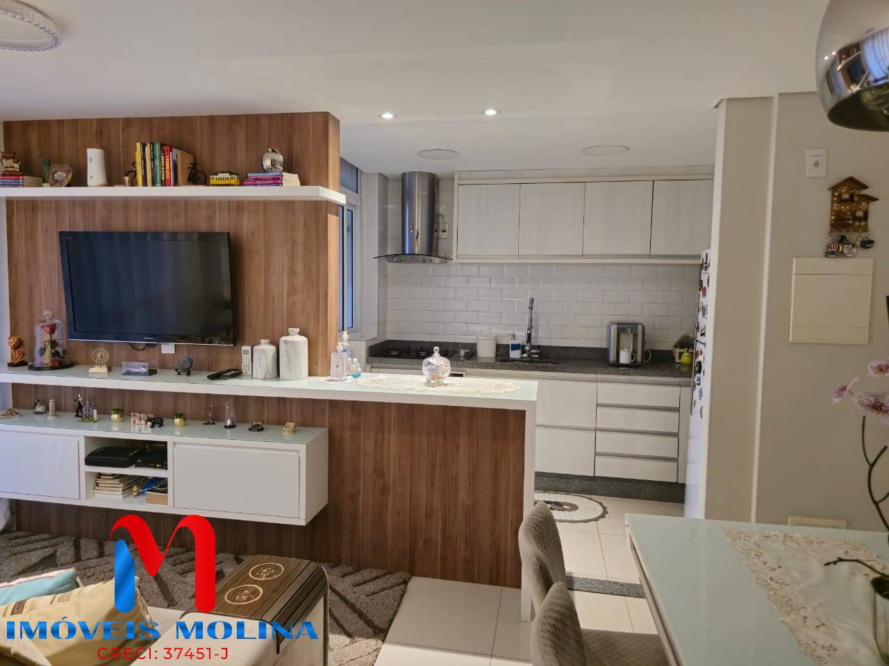 Apartamento à venda com 2 quartos, 69m² - Foto 5