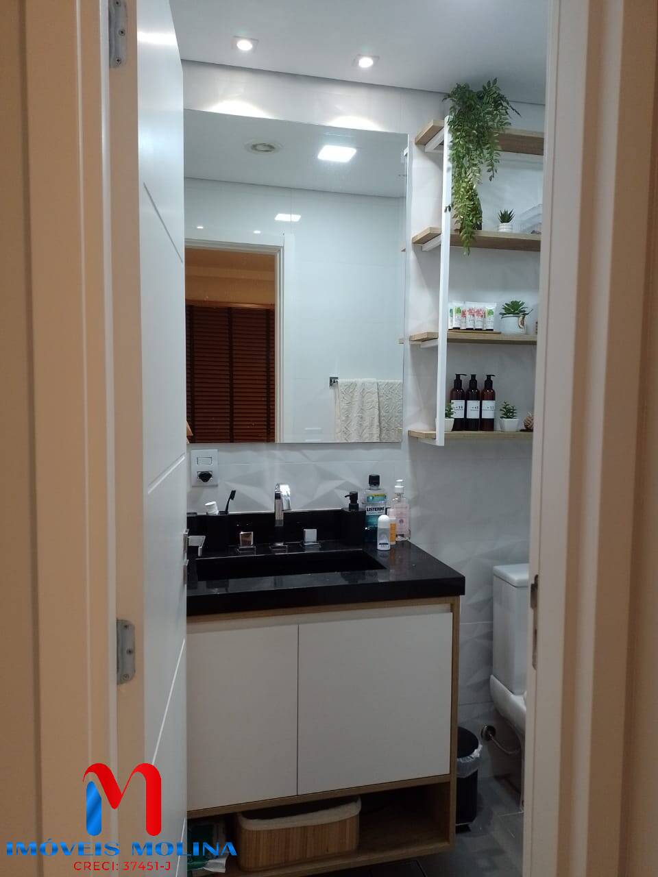 Apartamento à venda com 2 quartos, 65m² - Foto 17