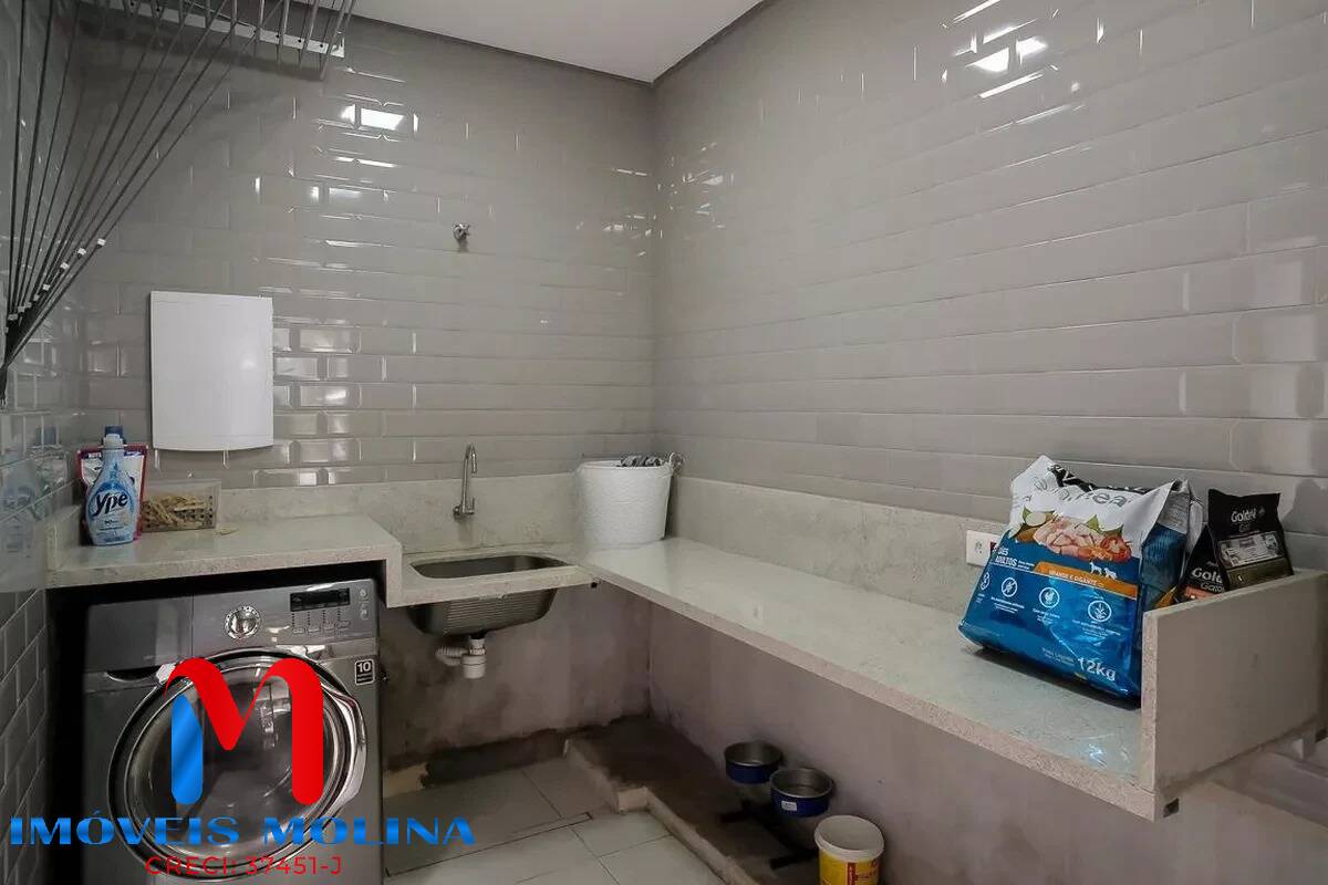 Sobrado à venda com 7 quartos, 607m² - Foto 66