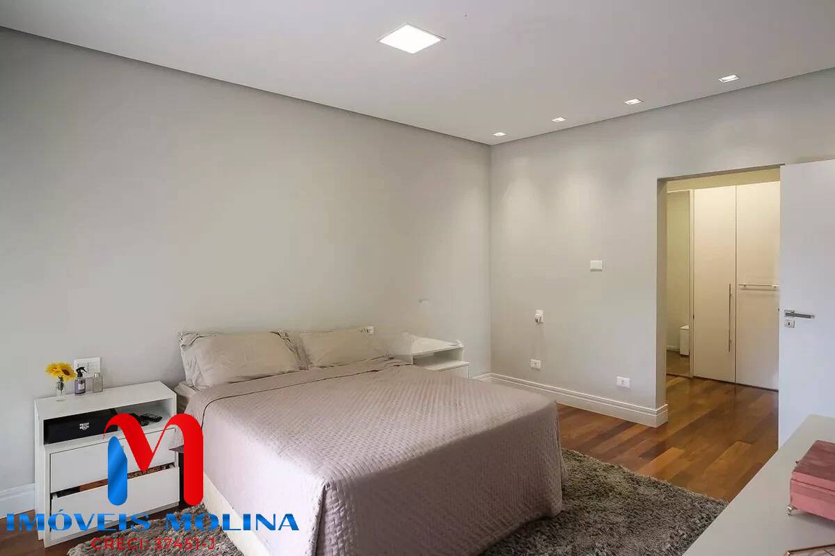 Sobrado à venda com 7 quartos, 607m² - Foto 55